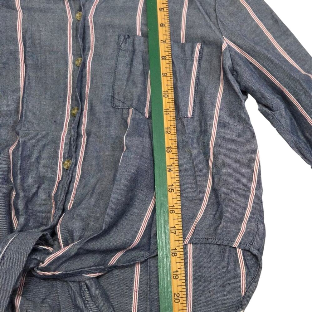 Poly & Esther Woman's Grey with Red and White Stripes Button Down Shirt size M - Picture 2 of 8
